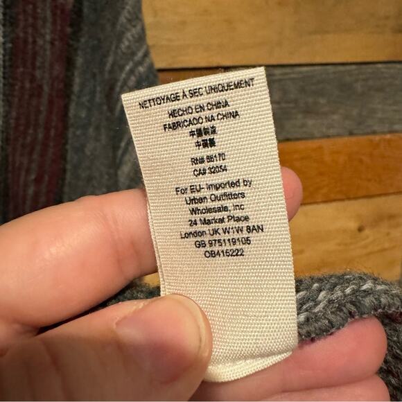 Free People Fringe Boho Blanket Poncho Sweater Duster Wrap Charcoal Gray XS/S - Picture 15 of 15